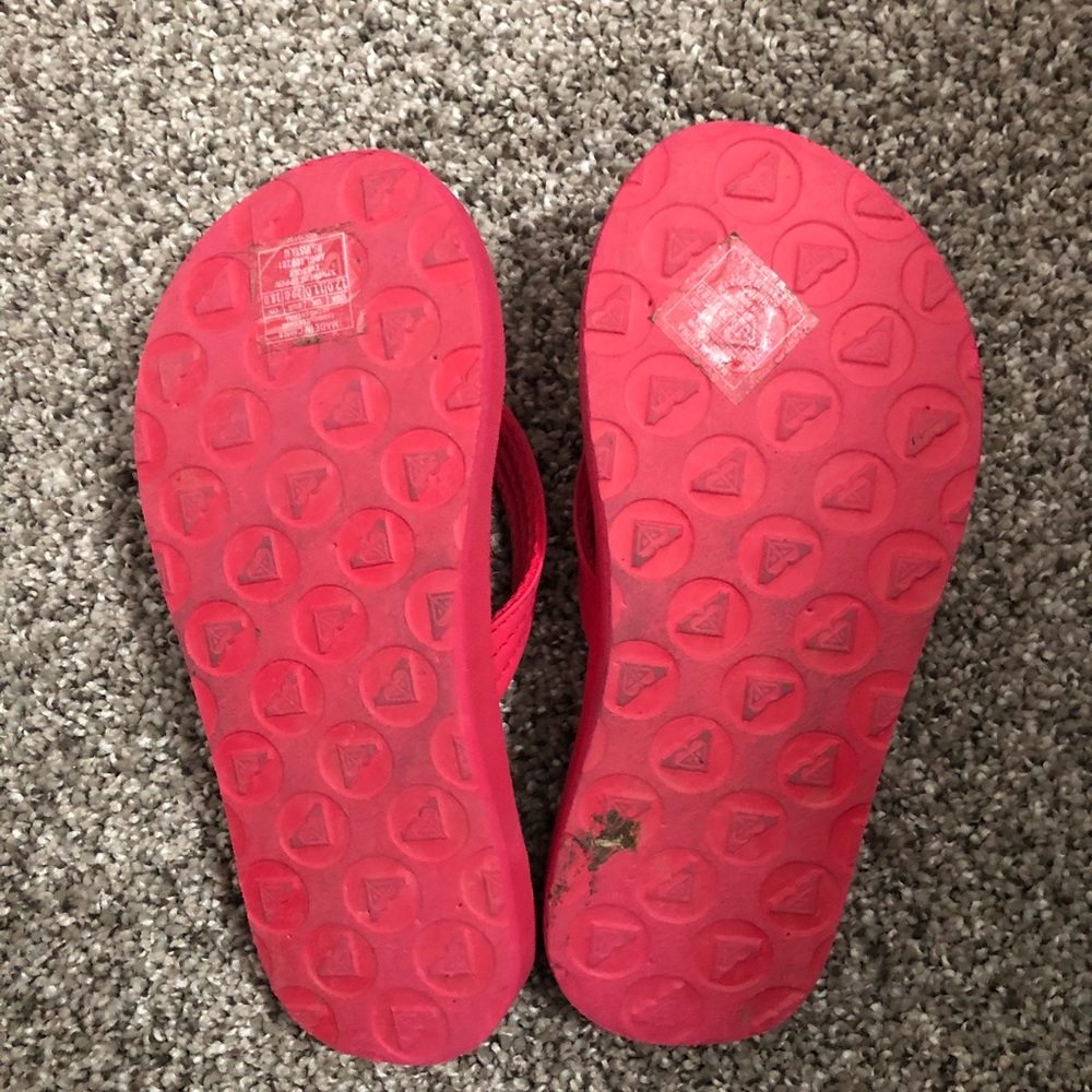 Roxy Flip Flops - Picture 2 of 2
